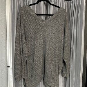 Relaxed V-Neck Ribbed Sweater in Gray